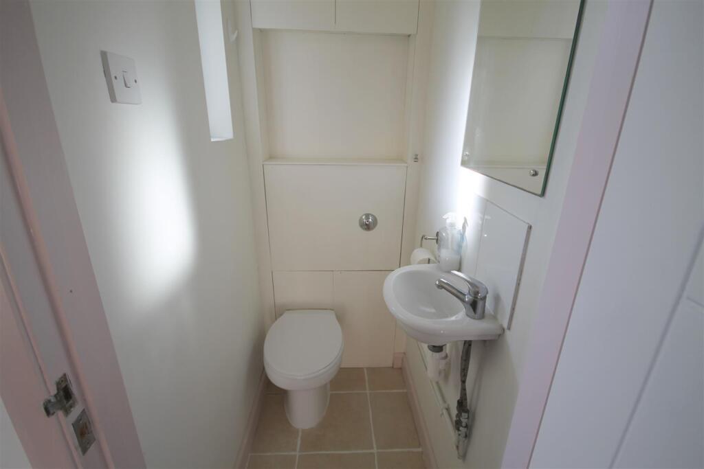 Additional property image - Malmains Drive, Frenchay, Bristol