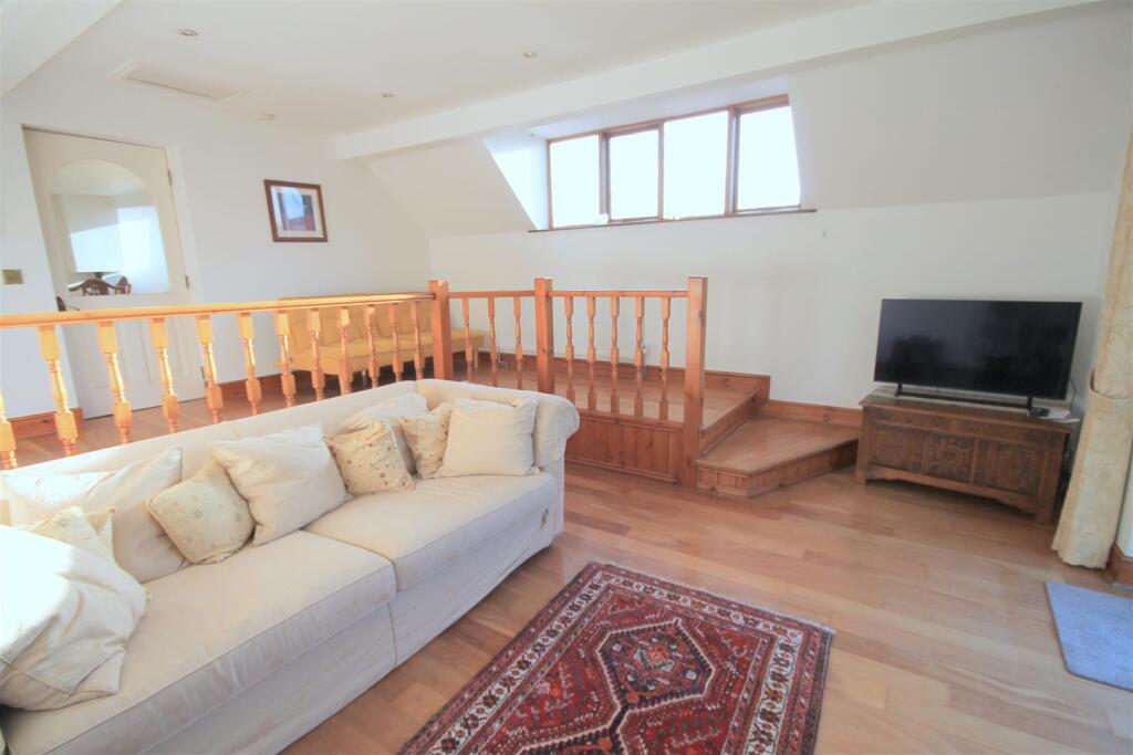Additional property image - Beckspool Road, Frenchay
