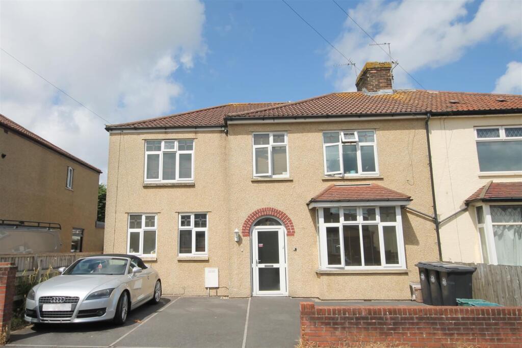 Main image of property: Chatsworth Road, Fishponds, Bristol, BS16 3QP