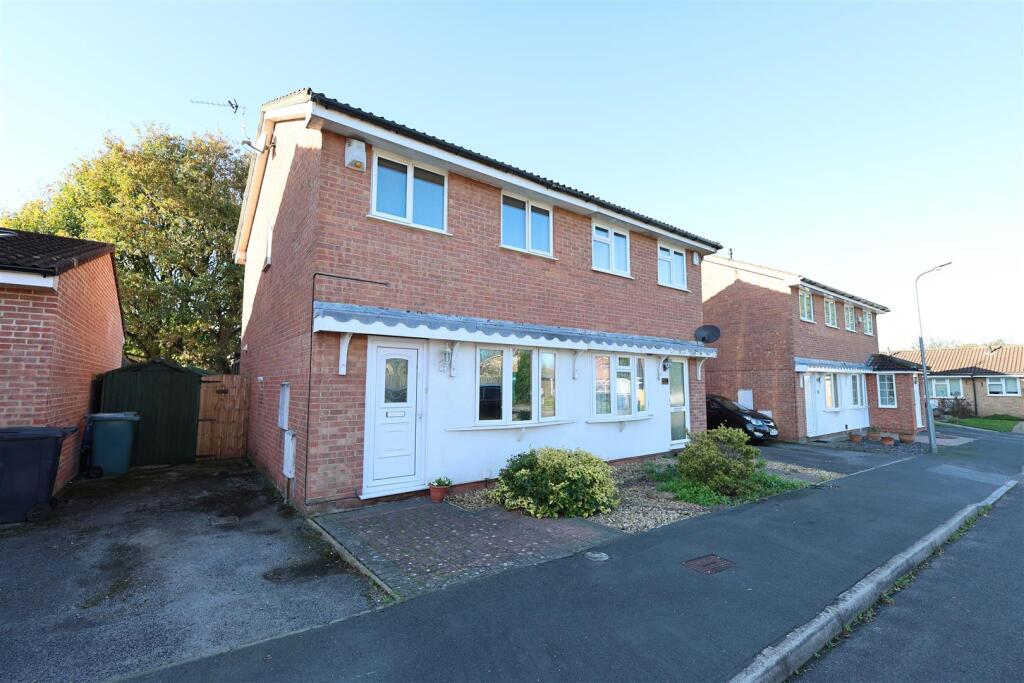 Main image of property: Long Close, Bristol, BS16 2UF