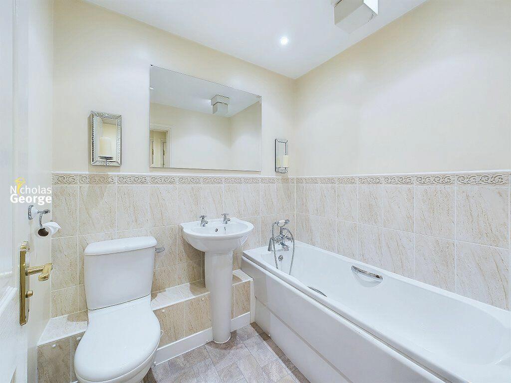 Additional property image - Manor House, Wake Green Rd, Moseley, B13 9PE