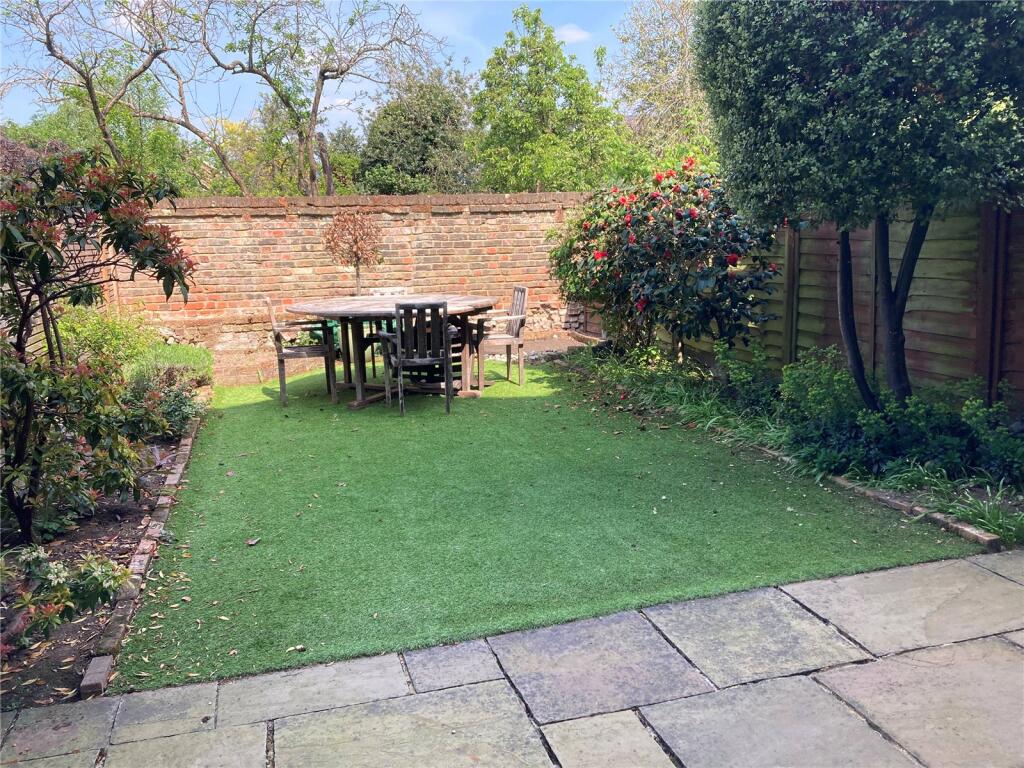 Main image of property: The Avenue, Kew, Surrey, TW9