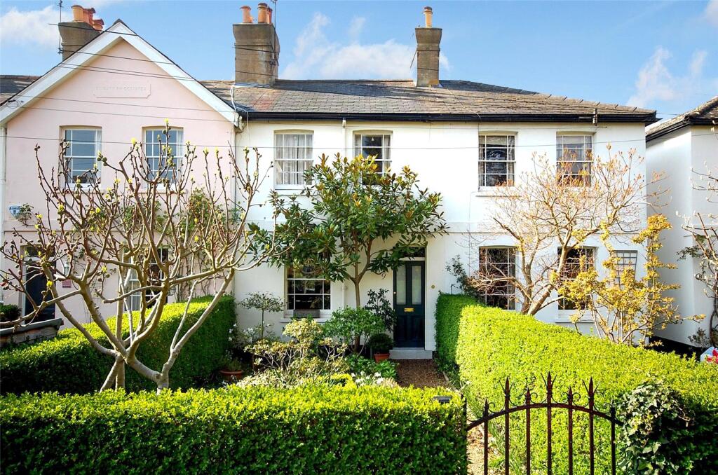Main image of property: Elizabeth Cottages, Kew, Surrey, TW9