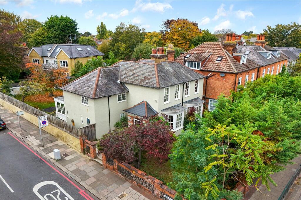 Main image of property: Mortlake Road, Kew, Surrey, TW9