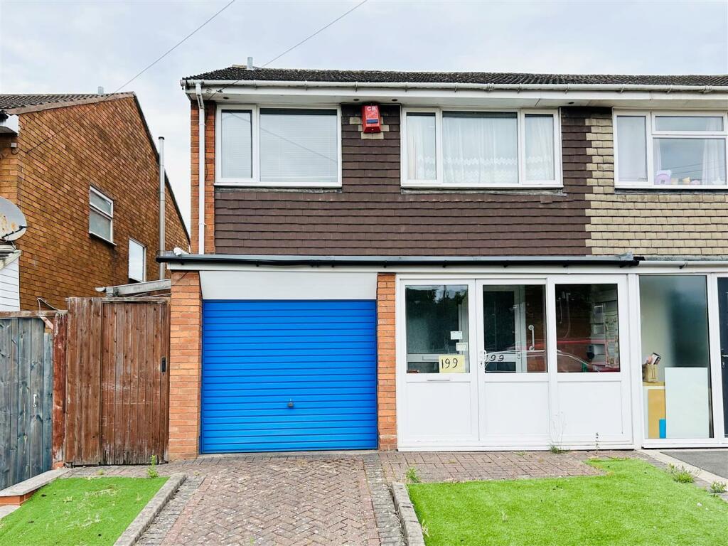 4 bedroom house for sale in Kent Road, Halesowen, B62
