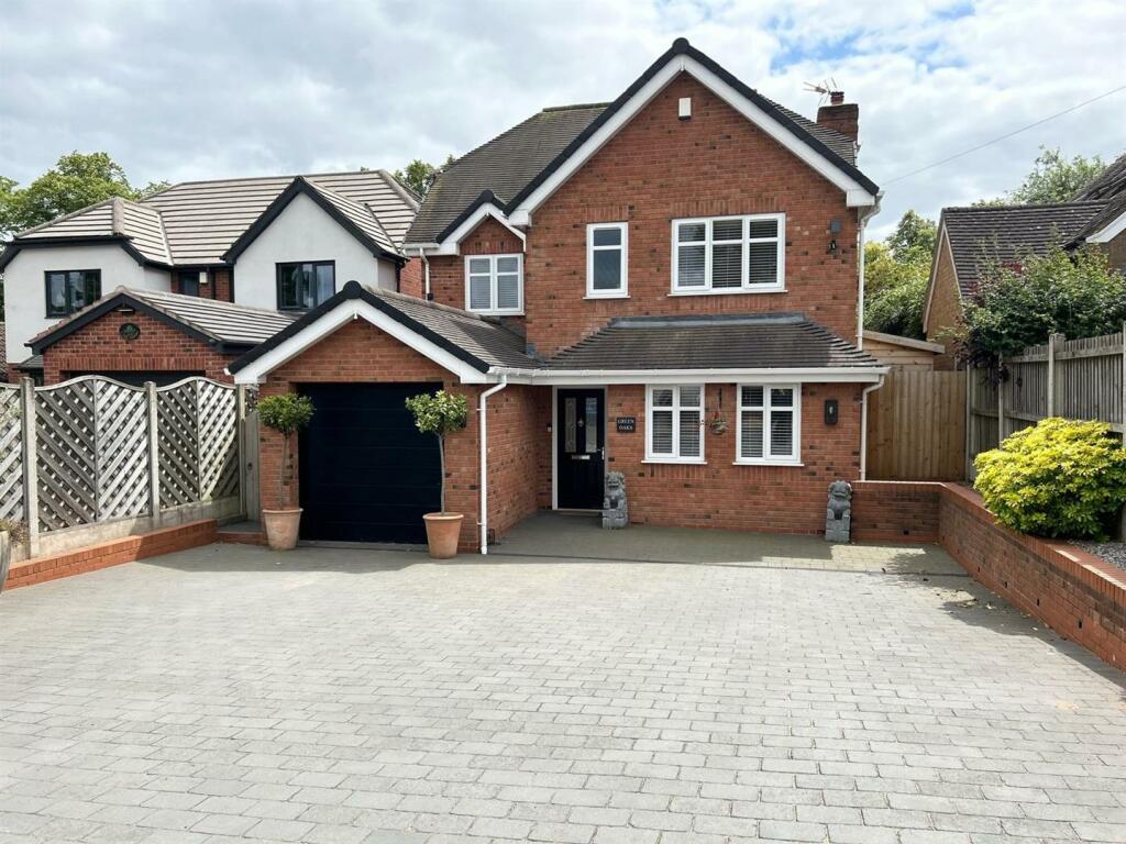 5 bedroom detached house for sale in Stakenbridge Lane, Hagley