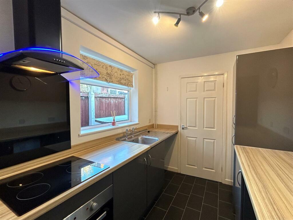 Additional property image - Vicarage Road, Halesowen, West Midlands