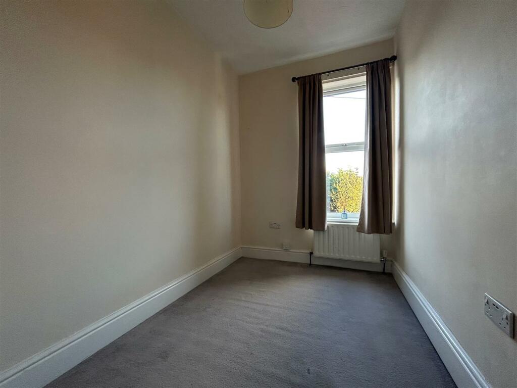 Additional property image - Vicarage Road, Halesowen, West Midlands