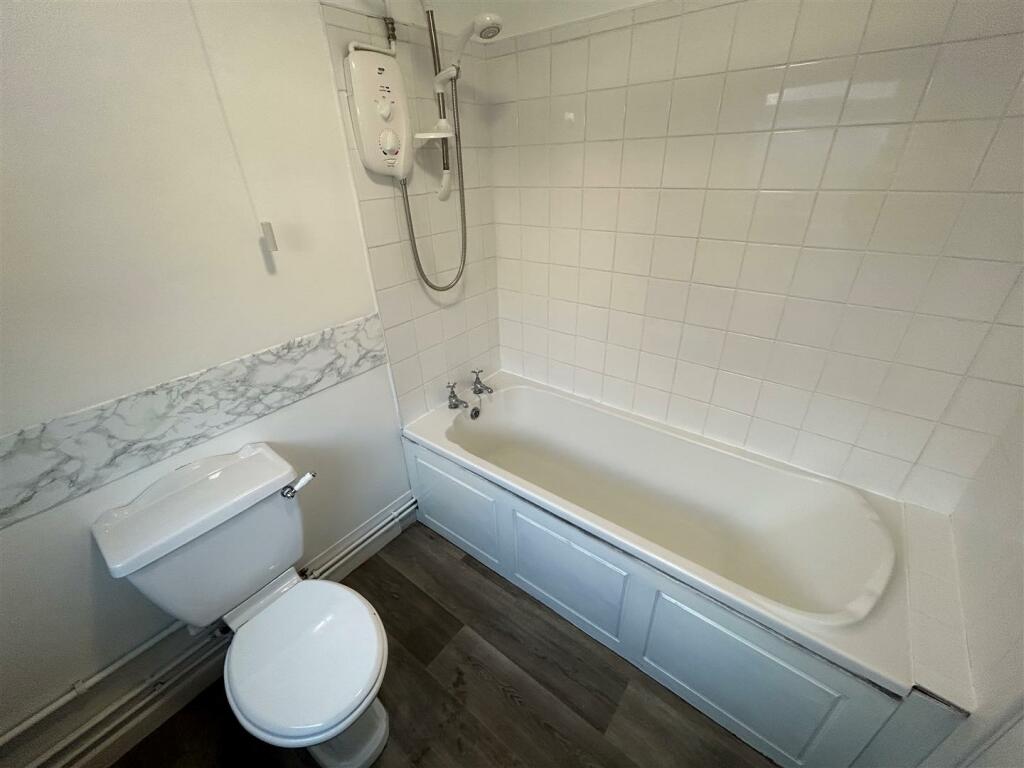 Additional property image - Vicarage Road, Halesowen, West Midlands
