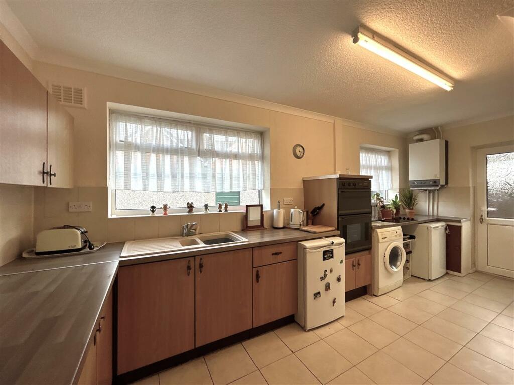 Additional property image - Lansdowne Road, Hurst Green, Halesowen
