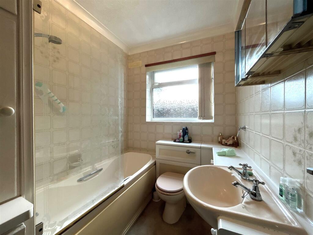 Additional property image - Lansdowne Road, Hurst Green, Halesowen