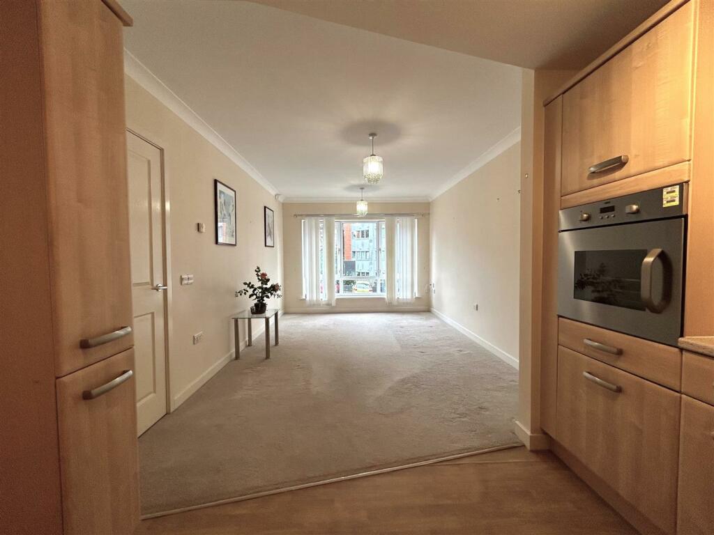 Additional property image - Queensway, Oldbury