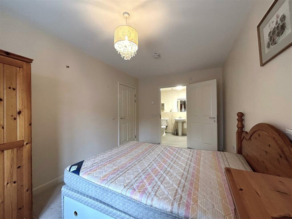 Additional property image - Queensway, Oldbury