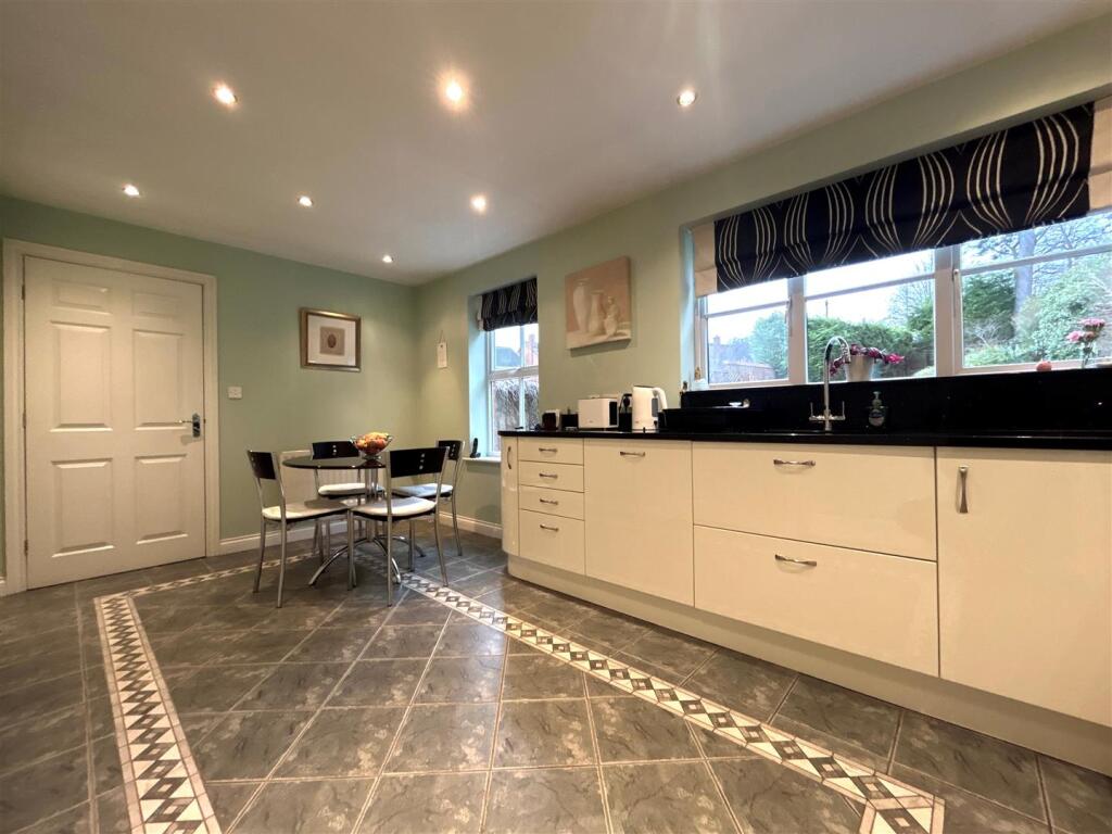 Additional property image - Carpenter Glade, Halesowen
