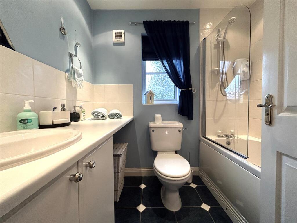 Additional property image - Carpenter Glade, Halesowen