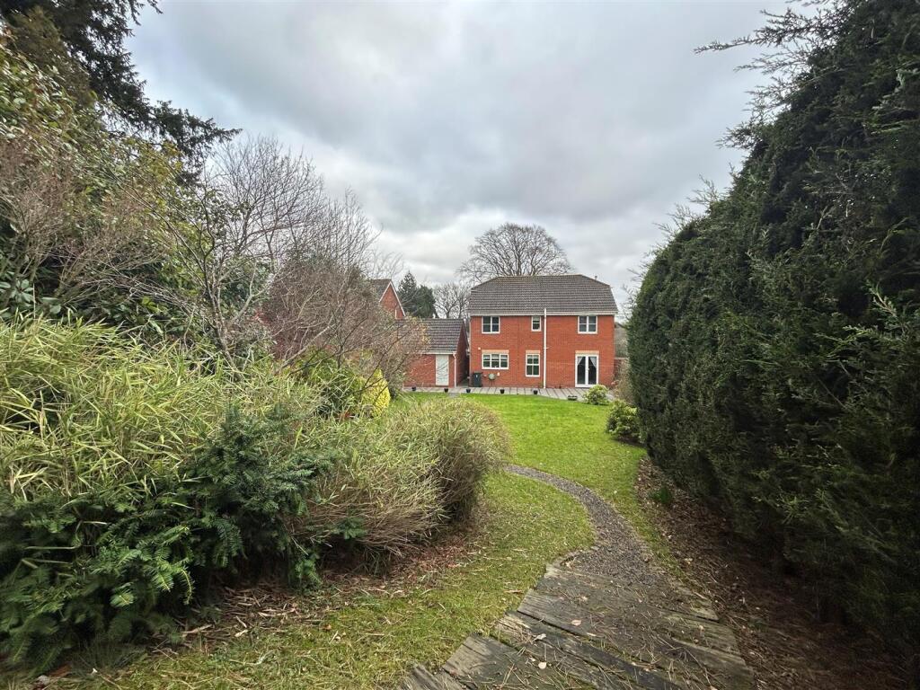 Additional property image - Carpenter Glade, Halesowen