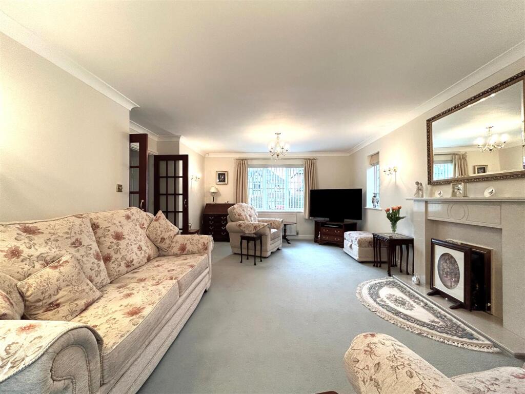 Additional property image - Woodgreen Road, Oldbury