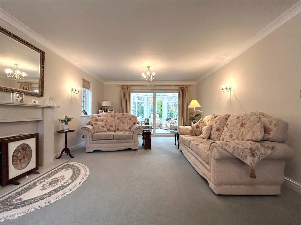 Additional property image - Woodgreen Road, Oldbury