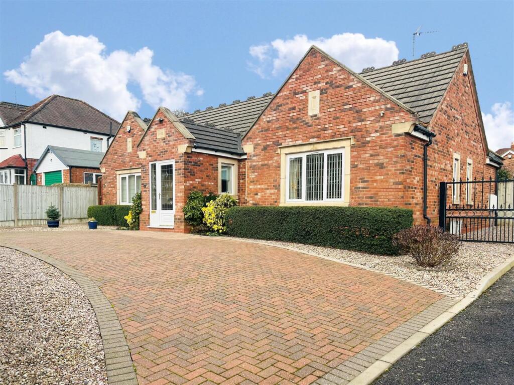 Additional property image - Woodgreen Road, Oldbury