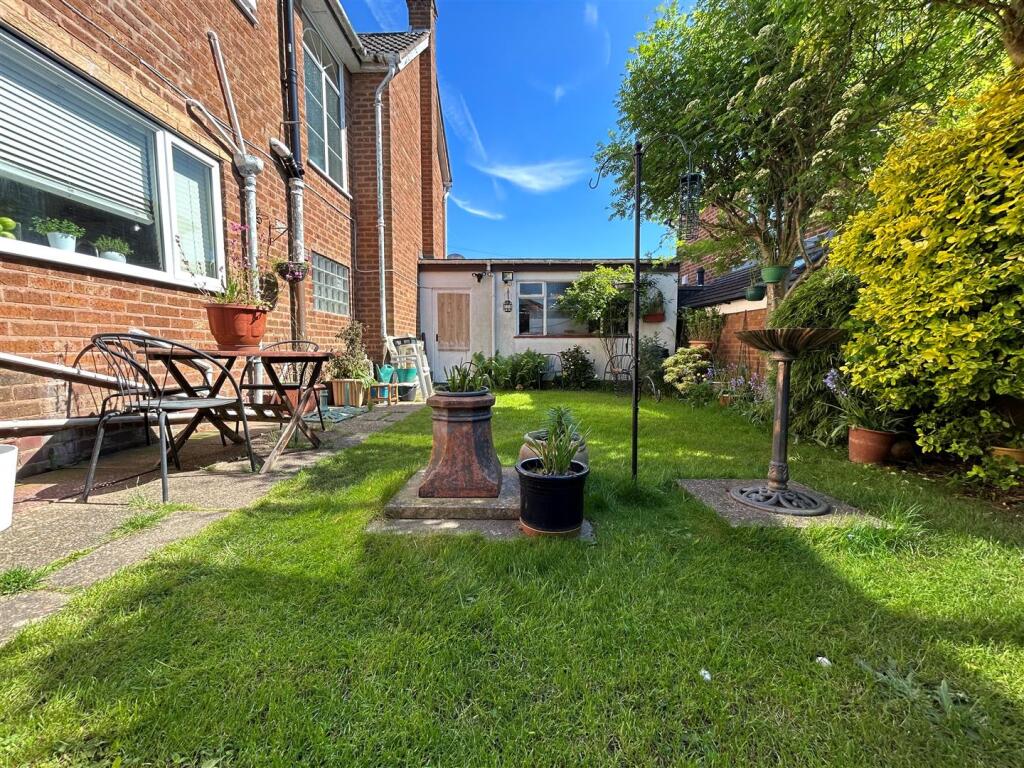 Additional property image - Raddens Road, Halesowen