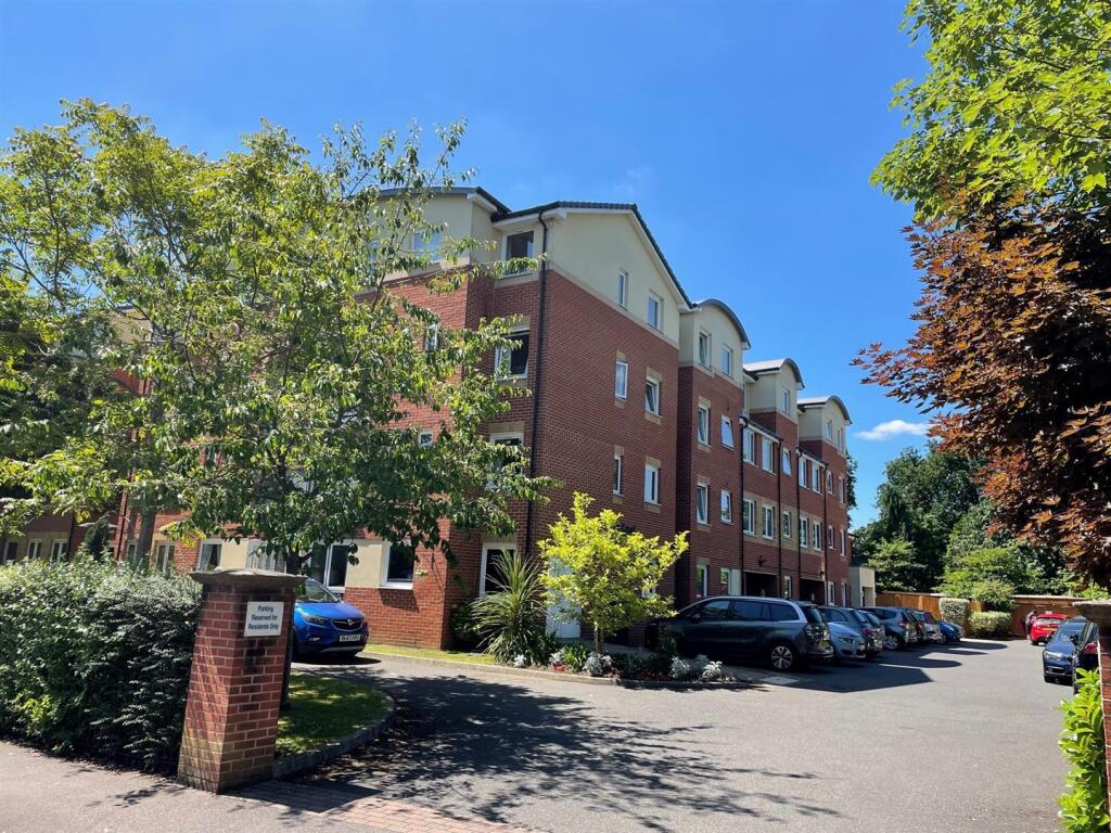 Main image of property: Addlestone Park, Addlestone