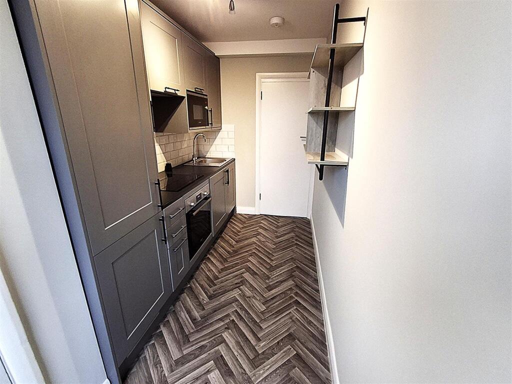 Main image of property: High Street, Weybridge