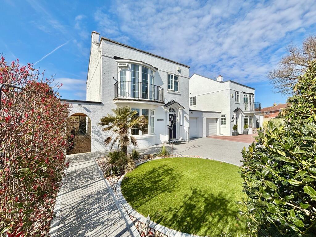 Main image of property: Cooden Close, Bexhill-on-Sea, TN39