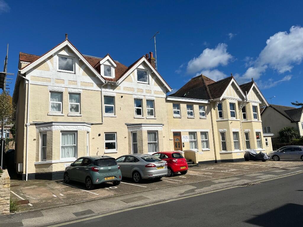 1 bedroom flat for sale in Ulwell Road, Swanage, Dorset, BH19