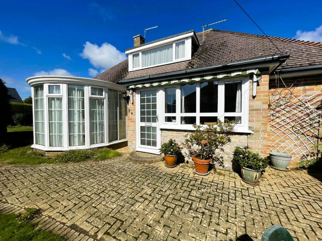Main image of property: Bay Crescent, Swanage, Dorset, BH19