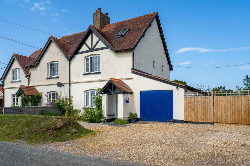 Main image of property: Farringdon, Exeter, EX5 2HZ