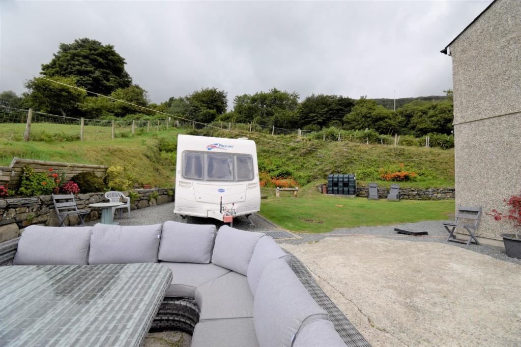 5 bedroom detached house for sale in Penmorfa, Porthmadog, LL49