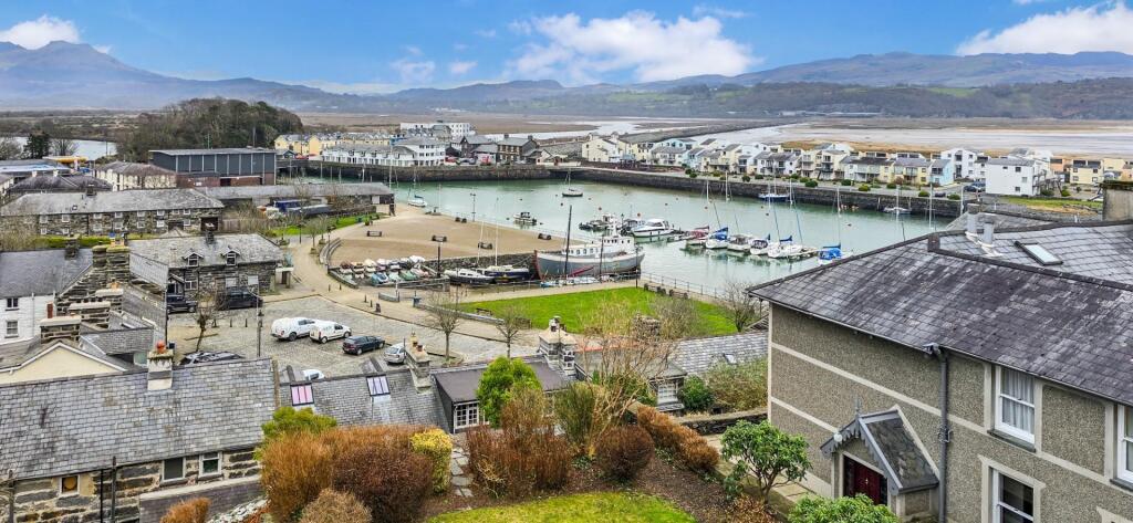 Main image of property: Garth Terrace, Porthmadog