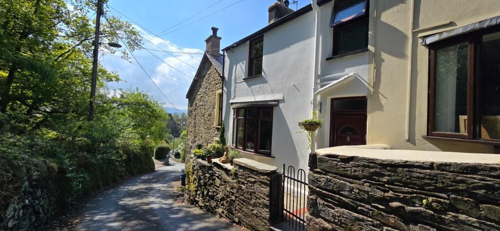 Main image of property: Penrhiw Terrace, Prenteg