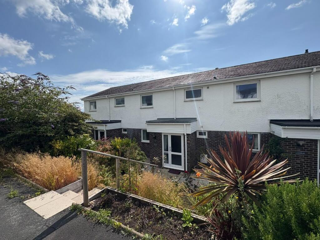 Main image of property: Gwaen Ganol, Criccieth