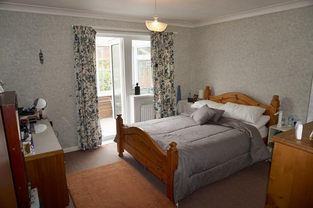 3 bedroom detached bungalow for sale in Heather Close, Woodhall Spa, LN10