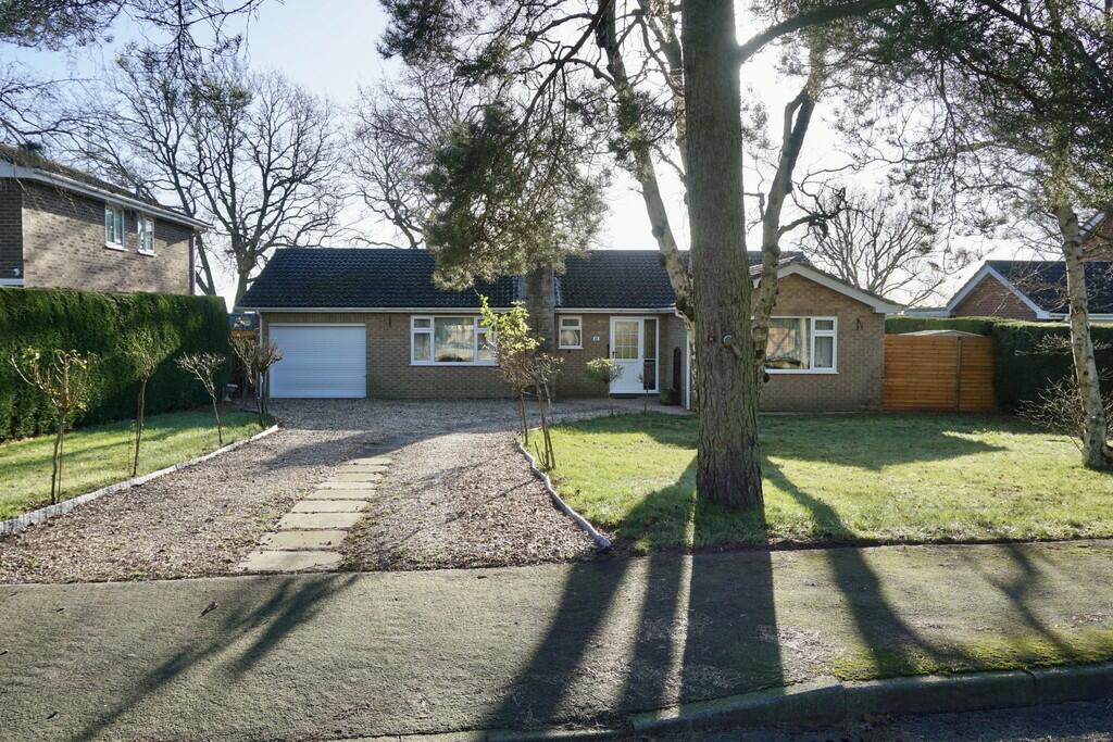 3 Bedroom Detached Bungalow For Sale In Woodland Drive Woodhall Spa Ln10