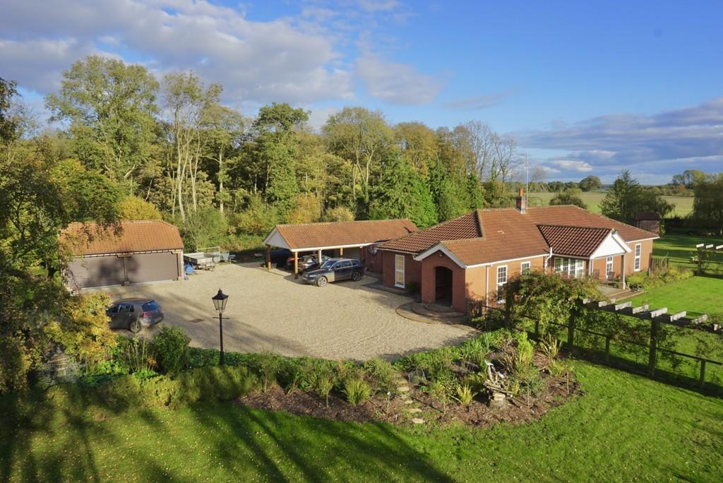 3 bedroom detached bungalow for sale in Wellsyke Lane, Kirkbyonbain