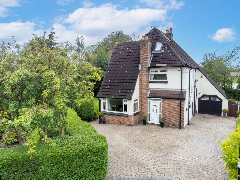Main image of property: Kenmore Drive, Timperley, Altrincham, Greater Manchester, WA15
