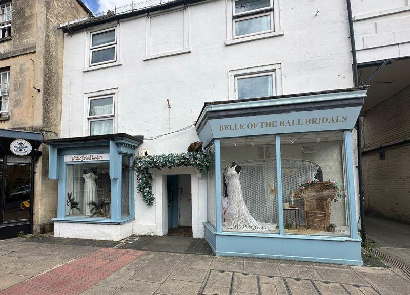 Shop for rent in High Street, Melksham, SN12