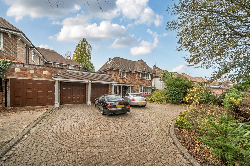Main image of property: Dollis Avenue, Finchley, N3