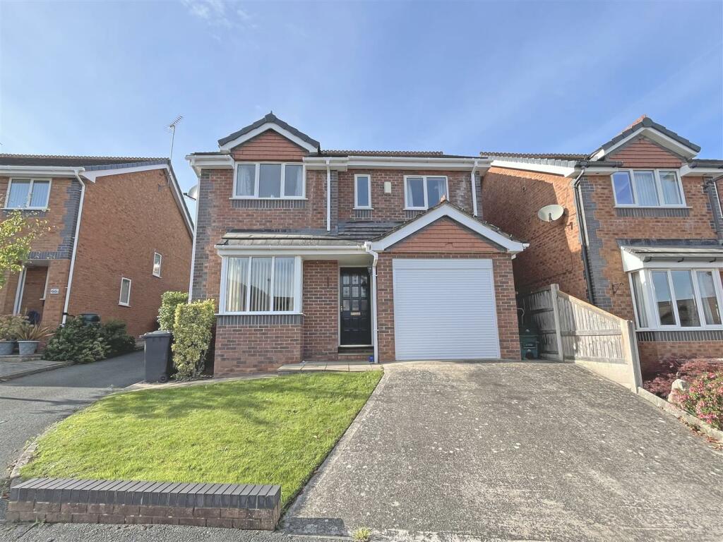 4 bedroom detached house for sale in Bryn Twr, Abergele, Conwy, LL22