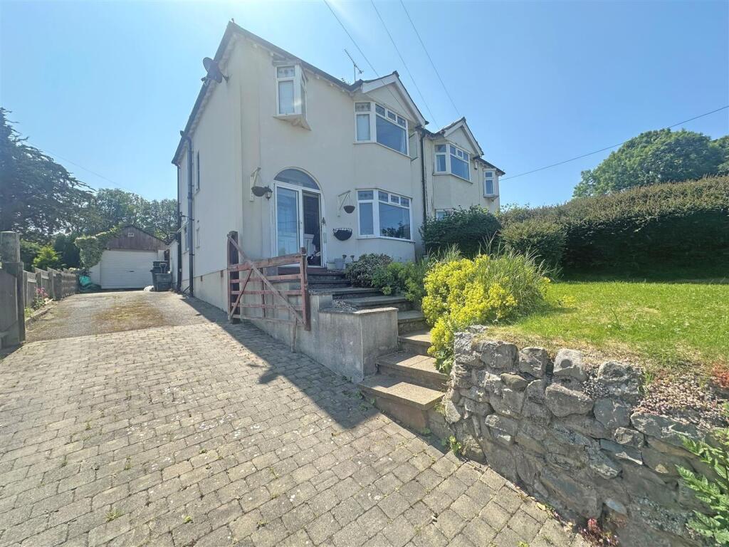 Main image of property: Minffordd Road, Llanddulas, LL22