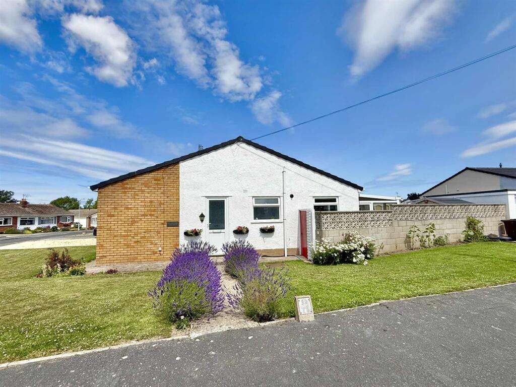 Main image of property: Lon Y Waun, Abergele