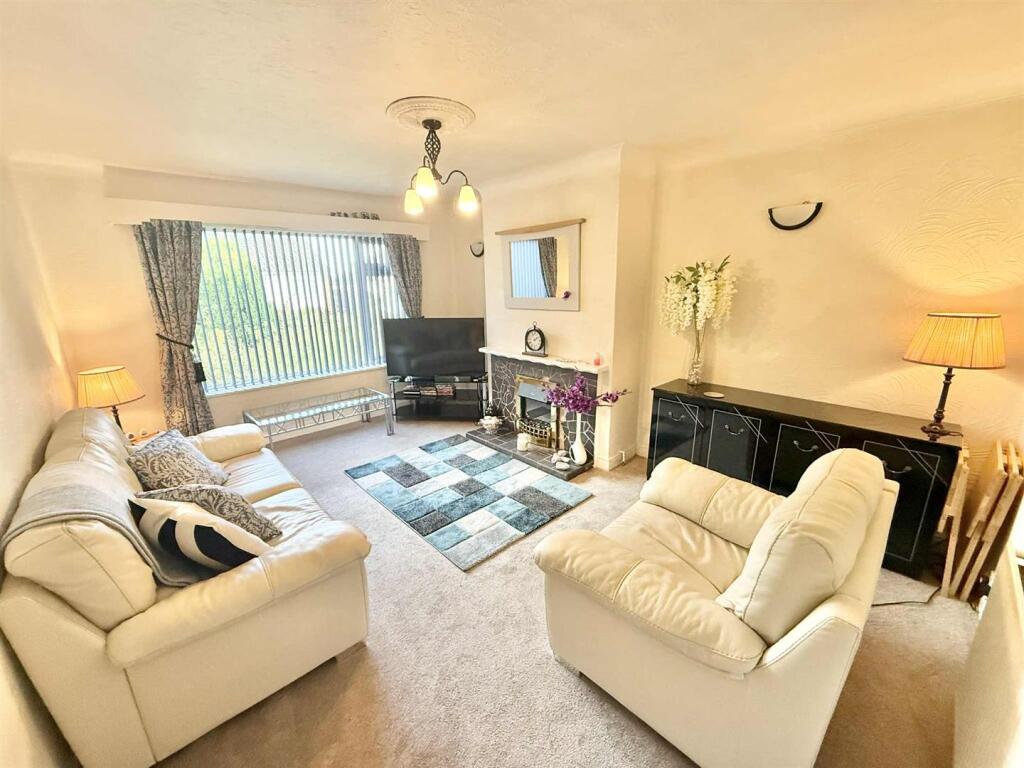 Main image of property: The Broadway, Abergele