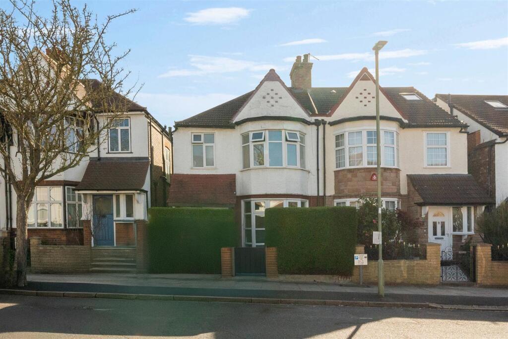 Main image of property: Leeside Crescent, Temple Fortune, NW11