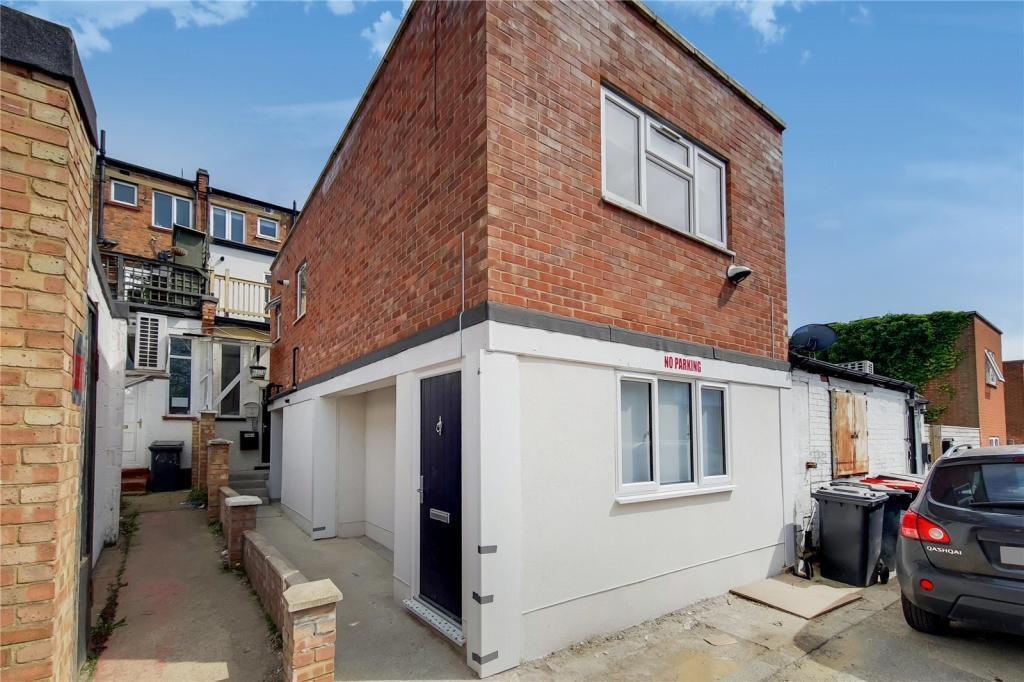 Main image of property: Finchley Road, Temple Fortune, NW11