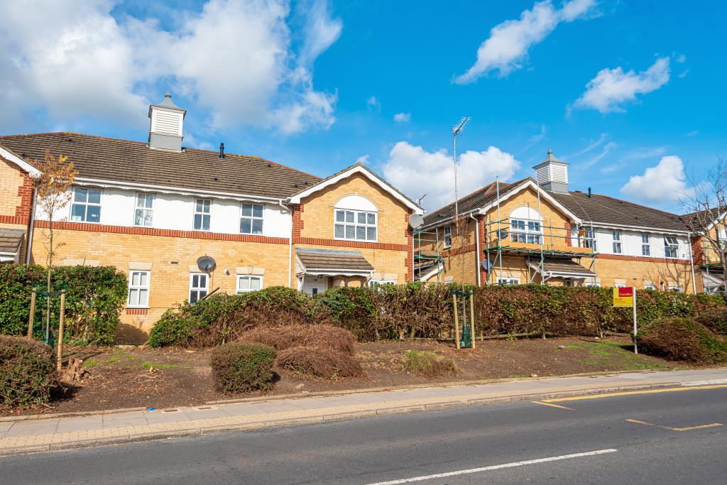 Main image of property: Mays Lane, Barnet, EN5