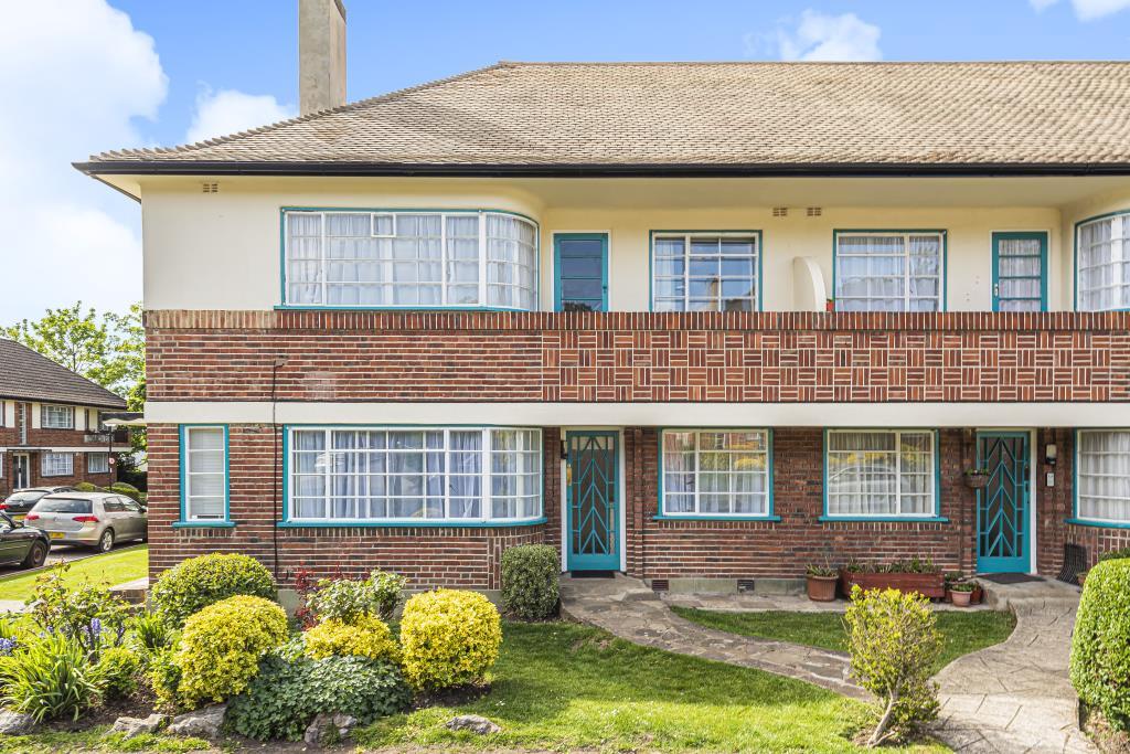 Main image of property: Glenhill Close, Finchley, N3