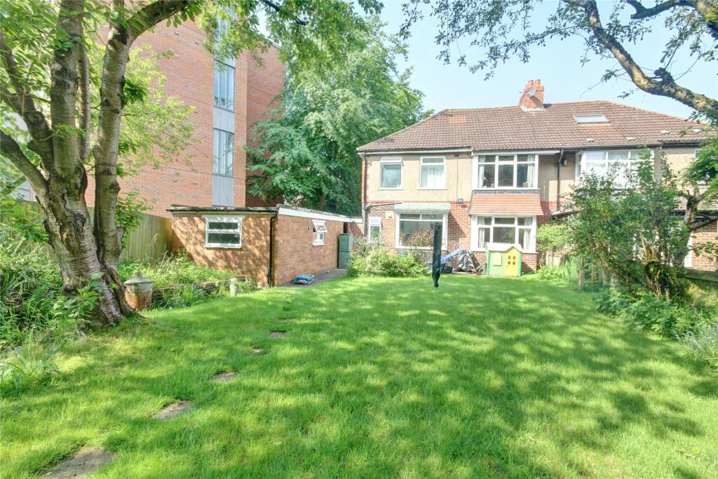 4 bedroom semidetached house for sale in Ellam Avenue, Nevilles Cross, Durham, DH1