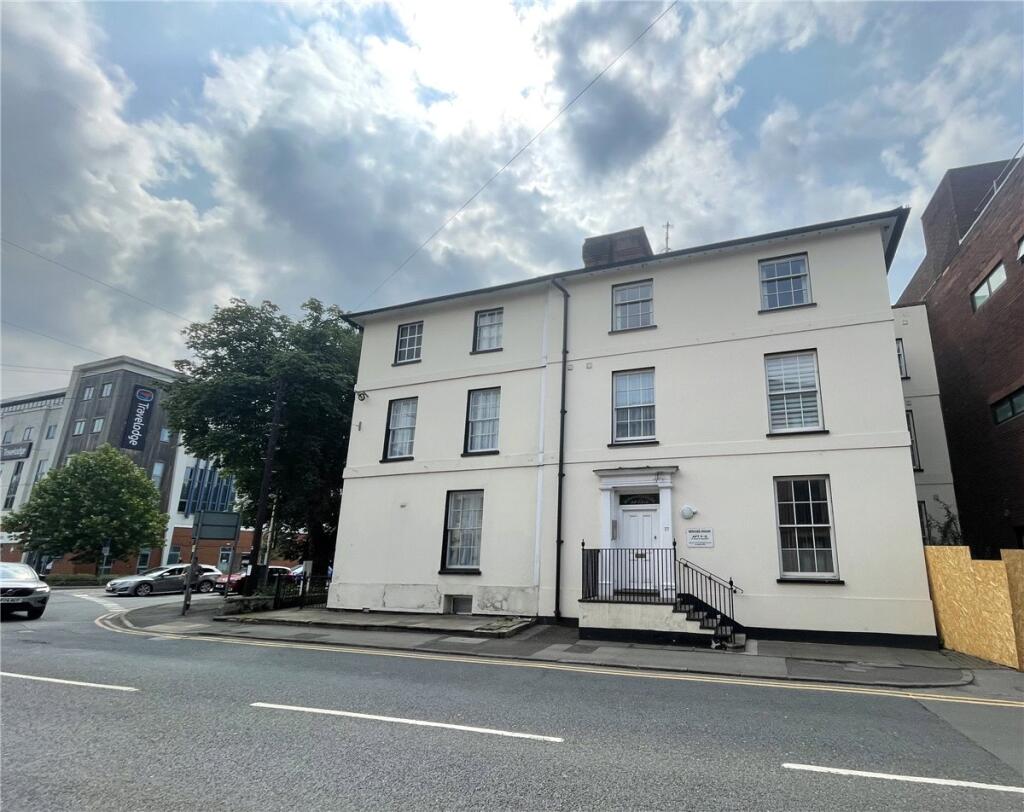 Main image of property: London Road, Newbury, Berkshire, RG14